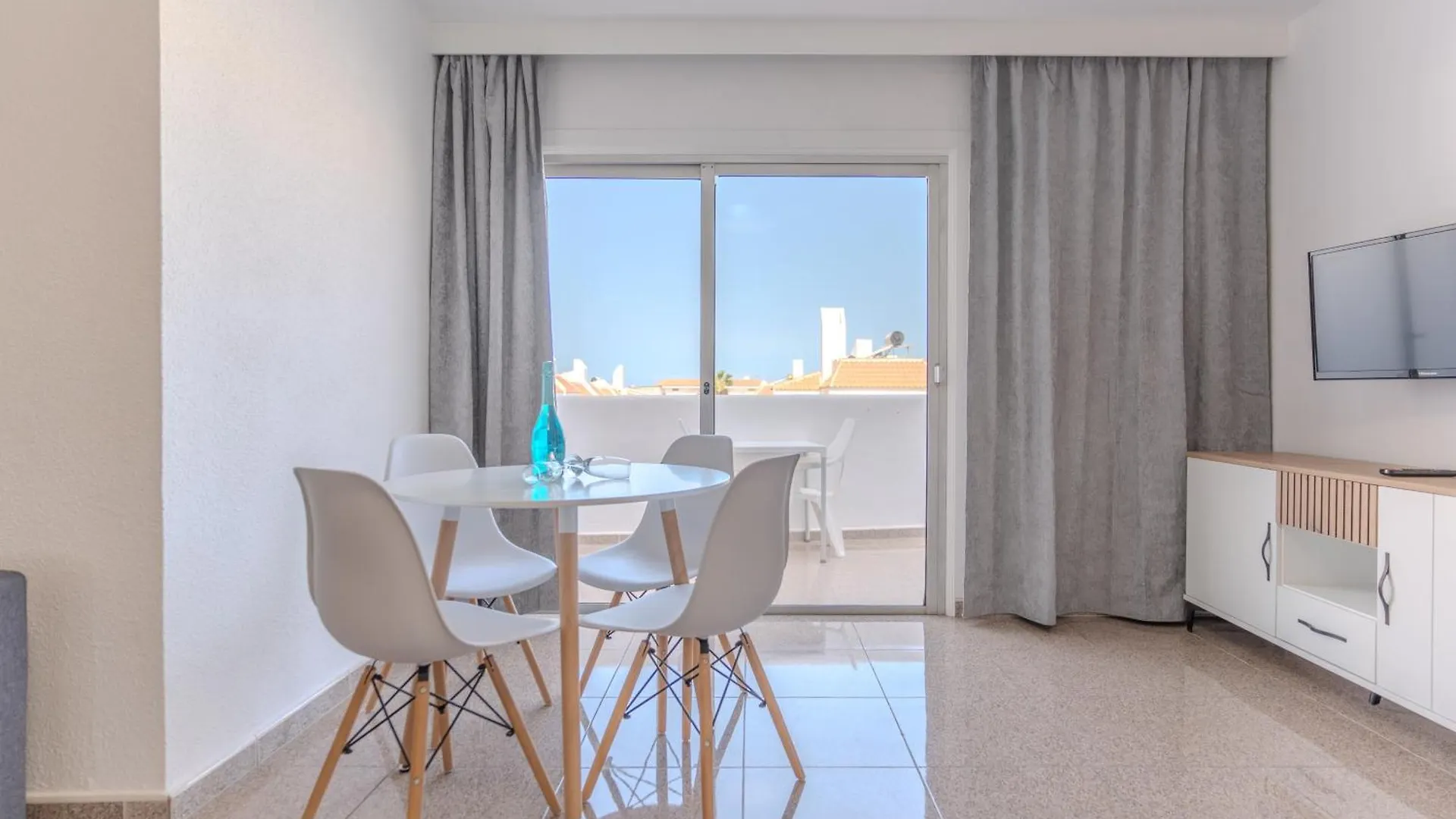 Apartment Las Floritas Las Americas Playa de las Americas  Spain